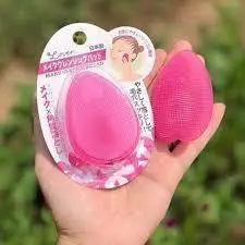 Miếng rửa mặt Silicon Seiwapro Loven Make Cleansing Pad Nhật Bản