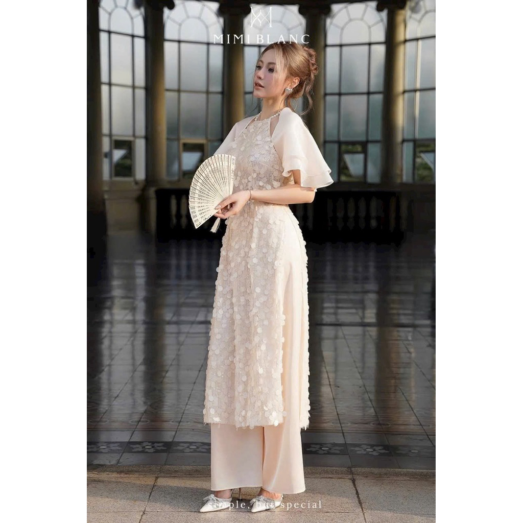 Áo dài kim sa vảy tròn cổ yếm tay voan bèo Mimi Blanc