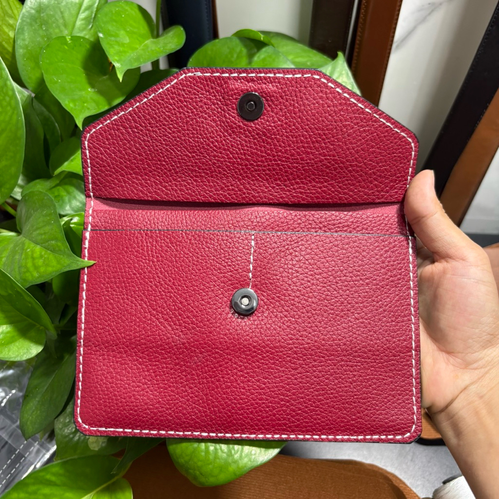 (Da Bò Togo) Ví Đựng Giấy Tờ Đăng Kiểm Xe Ô Tô Mẫu 02 Màu Đỏ - VDK-DB02-RED
