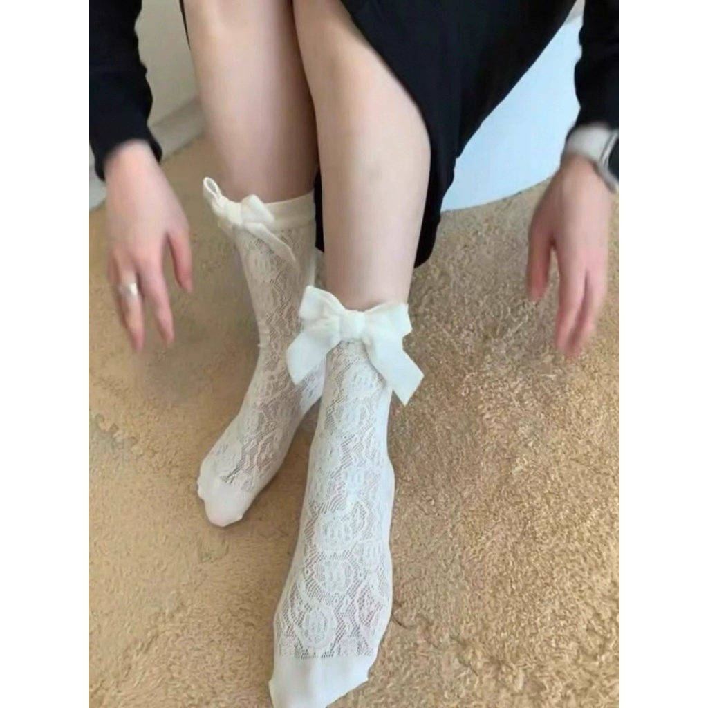 Tất ren nữ dáng ngắn phối nơ bản to phía trước, vớ ren mềm nhẹ dễ phối đồ, 2 màu đen trắng – daldanlovely