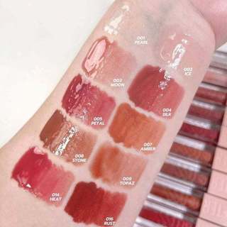 Son Bóng Maybelline Lifter Gloss Hydrating Lip Gloss Cho Đôi Môi Căng Mọng 5.4ml Chính Hãng - Bebeau