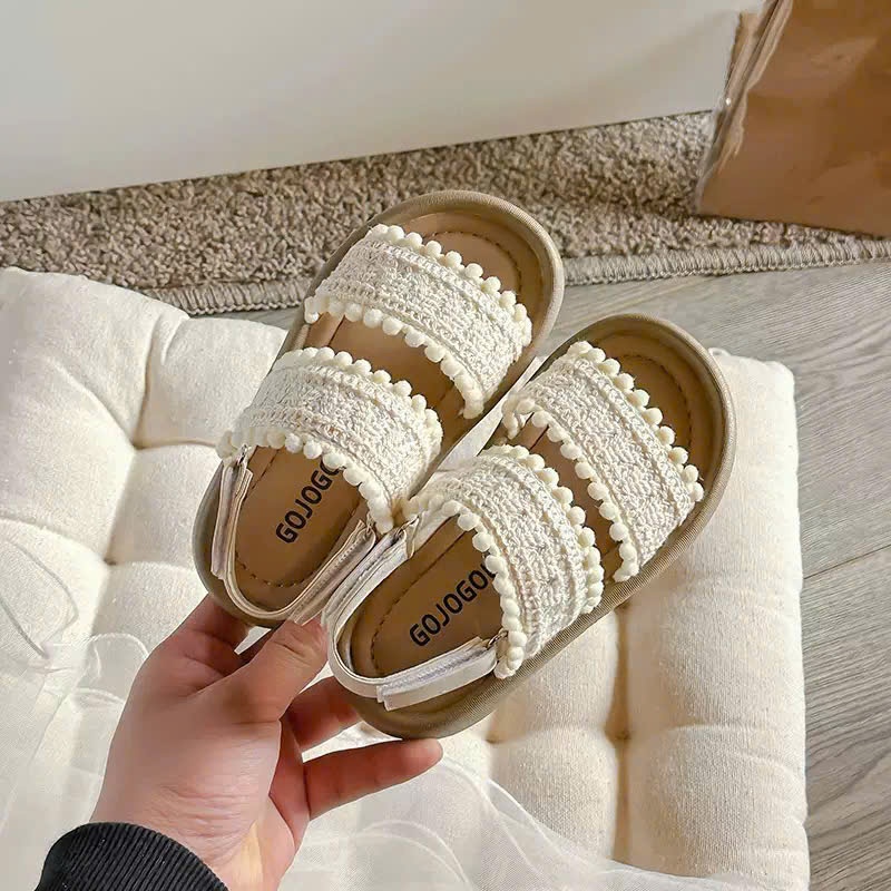 [M043] Sandal Ren Boho Cho Bé Gái – Dép Quai Hậu Viền PomPom Công Chúa Siêu Xinh Mềm Êm Chống Trơn Trượt TH Kids