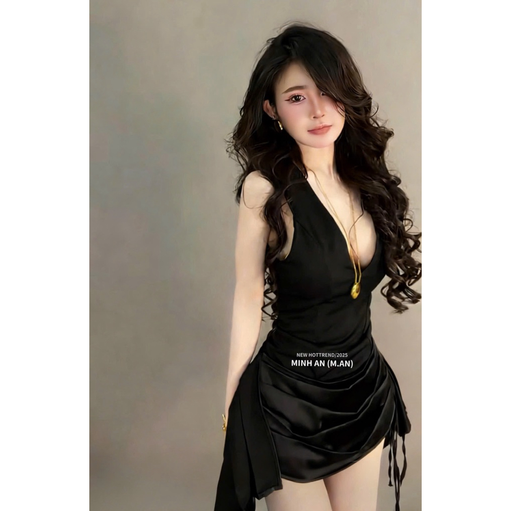jum umi body cổ V phối lụa nhún hông sang chảnh J02