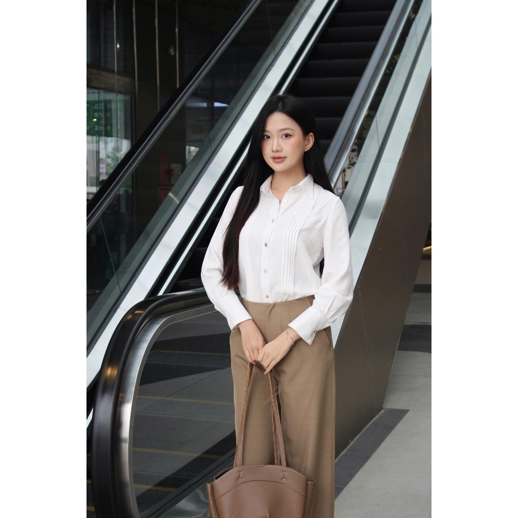 LABAVISTA Áo sơ mi nữ vải mềm mại xếp ly phom cơ bản thanh lịch công sở hiện đại