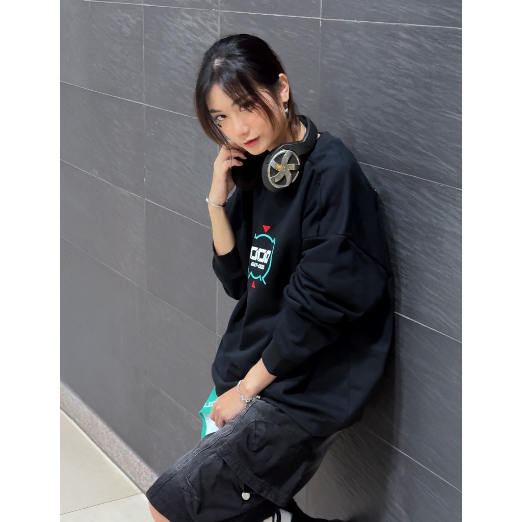 Áo Sweater Nỉ Chân Cua 00 G.U.N.D.A.M Oversized Nam Nữ
