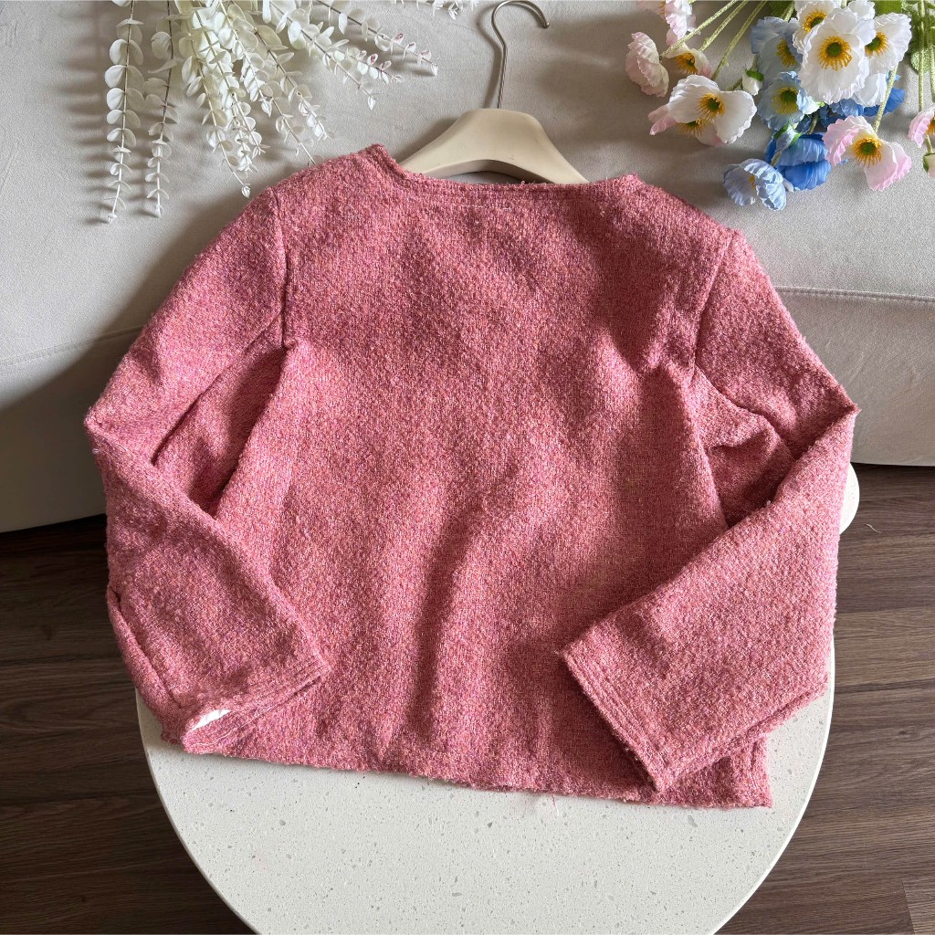 Áo Khoác Mirage Nút Cách Điệu Hot Trend Local Brand Chất Len Mềm Mịn.