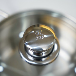 HCM Bộ nồi WMF Diadem Plus 5 món kèm quánh,Bộ nồi inox Thiết kế hình củ độc đáo và thu hút GermanySNT 70150