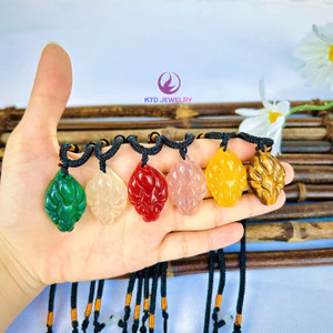 Hồ Ly chúa 9 đuôi đá mã não đeo cổ có sẵn dây - Nhiều màu sắc lựa chọn