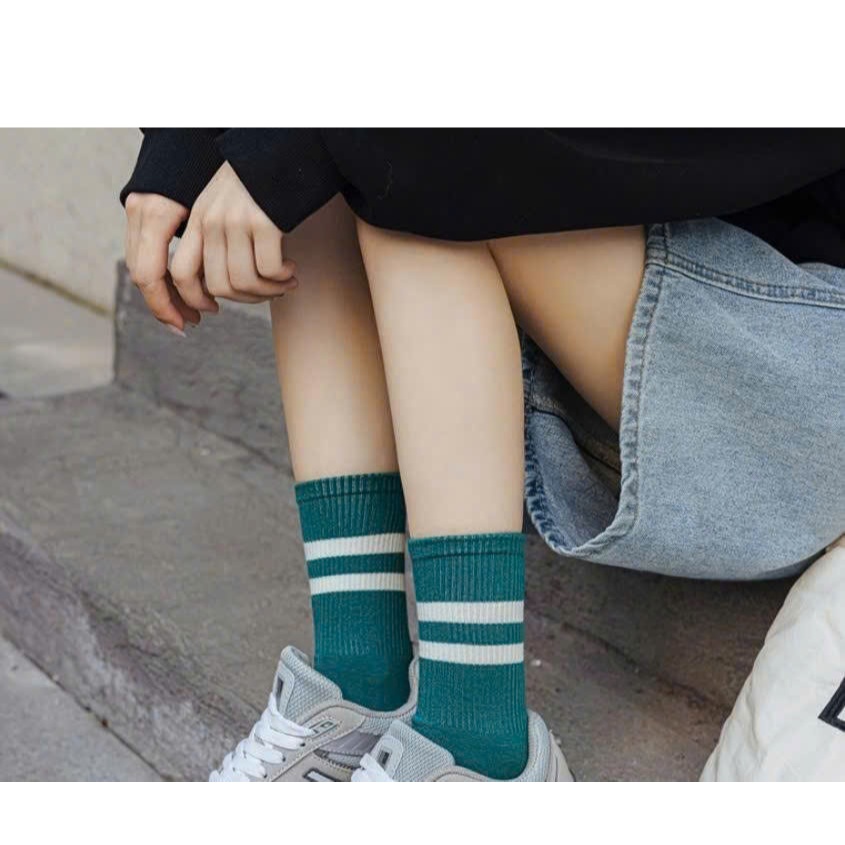 Vớ Tất Unisex kẻ 2 thanh 6 màu cổ cao phong cách trẻ trung, năng động.