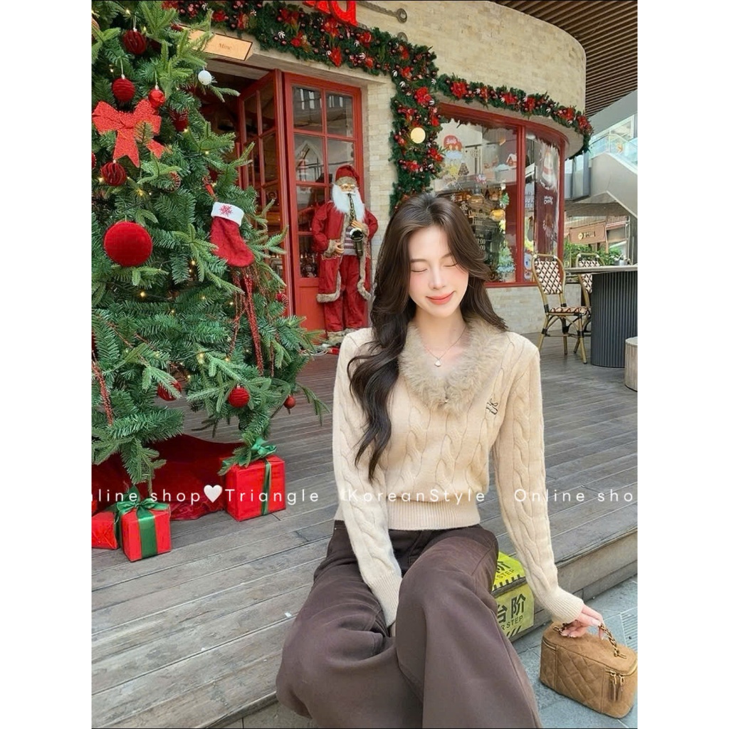 TRIANGLE - Coco Sweater (Cân nhắc kỹ, return is not welcomed)- Áo len cổ lông chữ V Hàn Quốc thanh lịch