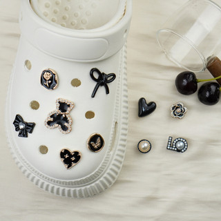 Set 10 Sticker, Charm 3D chủ đề Gấu nơ đen DIY gắn Dép Sục, Cá Sấu JB-202 Mita