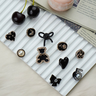 Set 10 Sticker, Charm 3D chủ đề Gấu nơ đen DIY gắn Dép Sục, Cá Sấu JB-202 Mita