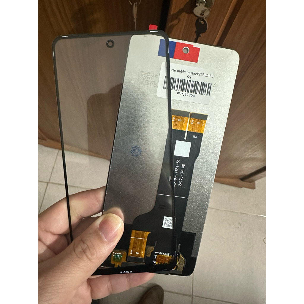 kính zte nubia music/z2353/a75 5g dùng thợ ép kính