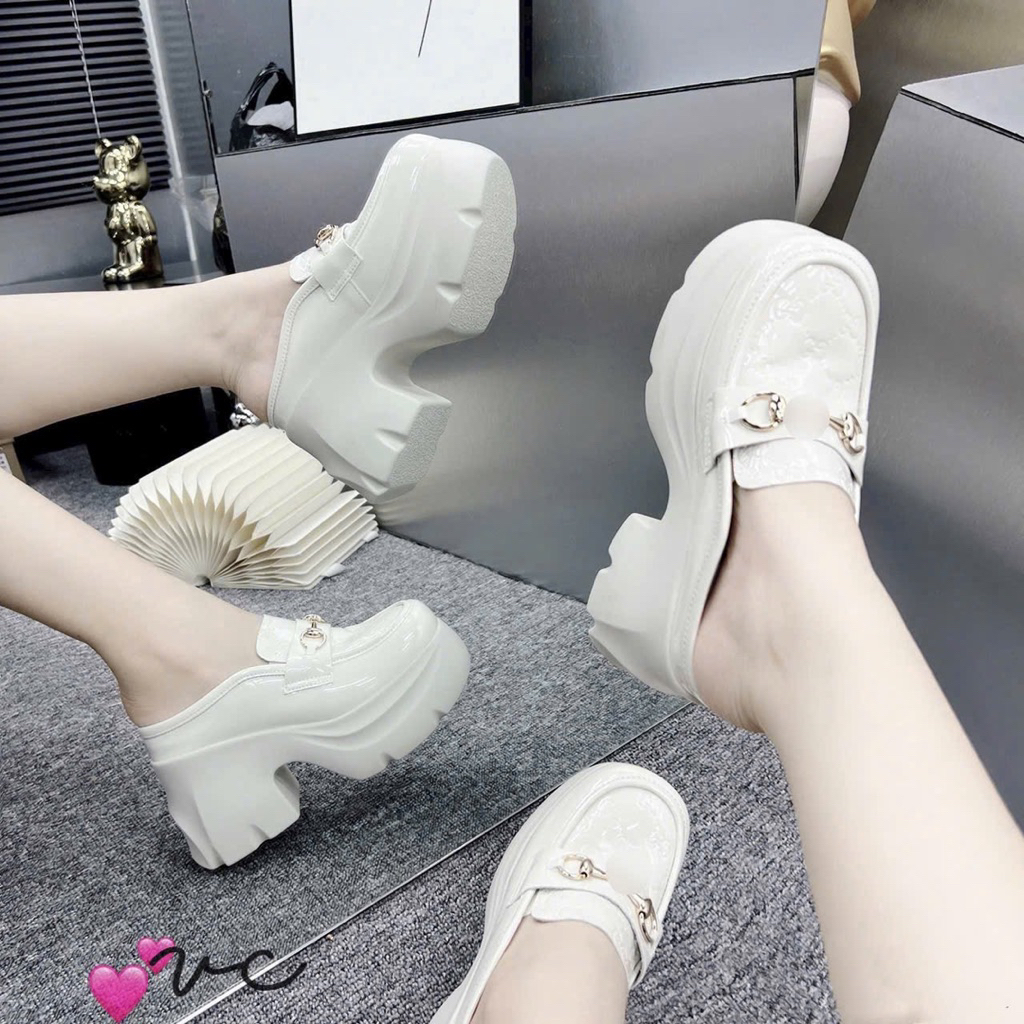 Sục xích bóng Qccc