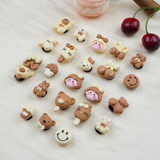 Sticker, Charm 3D chủ đề Gấu nâu 22 bán lẻ DIY nhựa cứng gắn Dép Sục, Cá Sấu JB-249 Mita