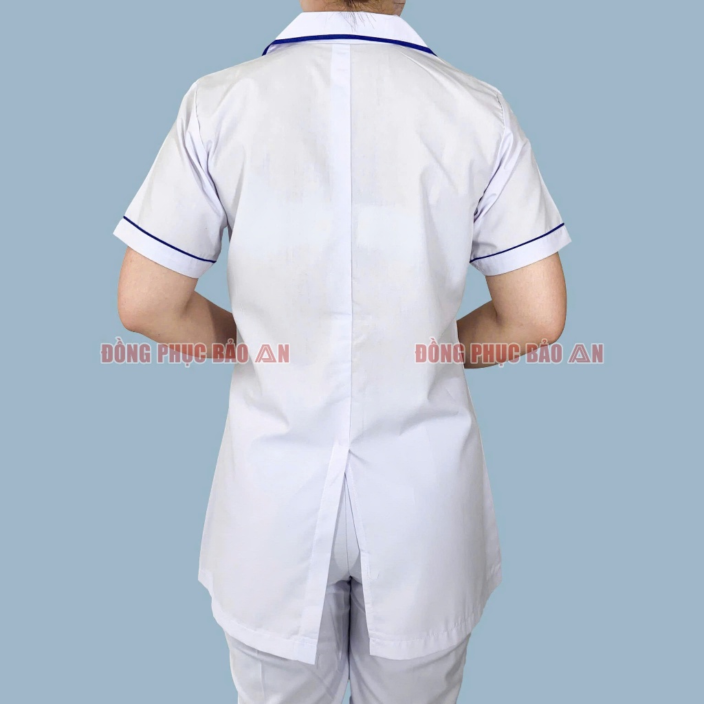 Áo blouse trắng nữ tay ngắn lé Xanh thân ngắn có xẻ tà cho nhà thuốc, dược sĩ, y tá, điều điều dưỡng