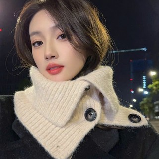 Khăn Qoàng Cổ Chất Len Cài Nút Phong Cách Hàn Quốc Nữ Thu Đông Ấp Áp