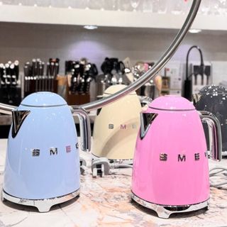 Ấm Siêu Tốc Smeg KLF03 Retro Cao Cấp 1,7L , Bình Đun Siêu Tốc Cổ Điển làm nổi bật căn bếp của bạn GermanySnT HCM
