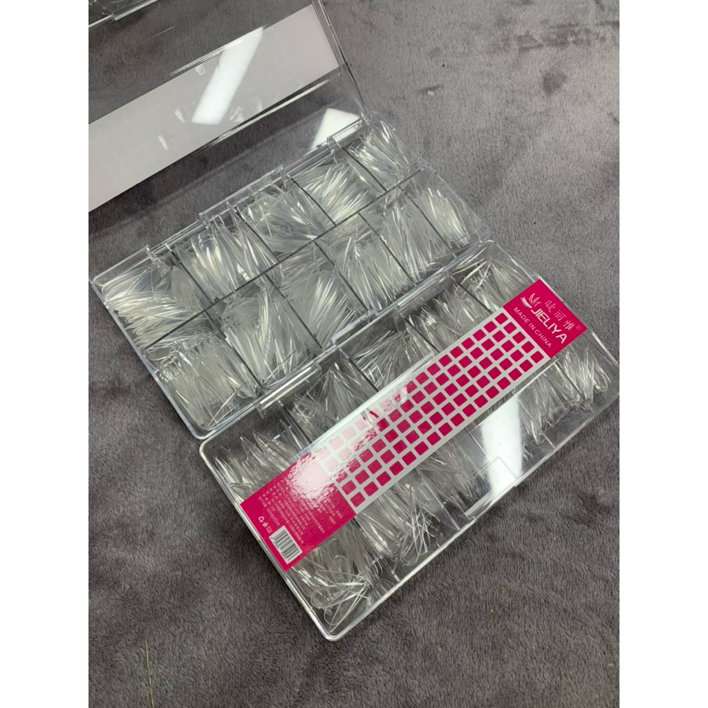 1 hộp móng úpJIELIVYA lẽ size từ 5-9 , 500 móng Linh Bùi