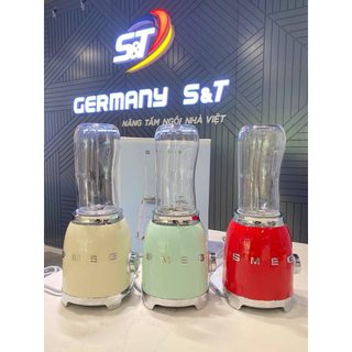 Máy xay sinh tố mini SMEG PBF01 công suất 300W , lưỡi dao kép 4 cánh dễ dàng xay nhuyễn GermanySnT HCM