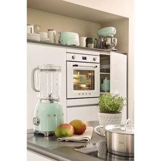 Máy xay sinh tố SMEG BLF03 công suất mạnh mẽ 800W, 3 chức năng xay tự động, phong cách 50's Retro GermanySnT HCM