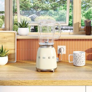 Máy xay sinh tố SMEG BLF03 công suất mạnh mẽ 800W, 3 chức năng xay tự động, phong cách 50's Retro GermanySnT HCM