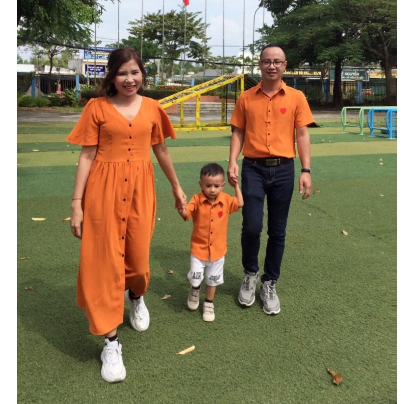 Combo Gia Đình Fig Tree Sơ Mi Nam Váy Nữ Màu Cam Đũi Tươi Sáng Đi Tiệc - Du Lịch - Chụp Hình