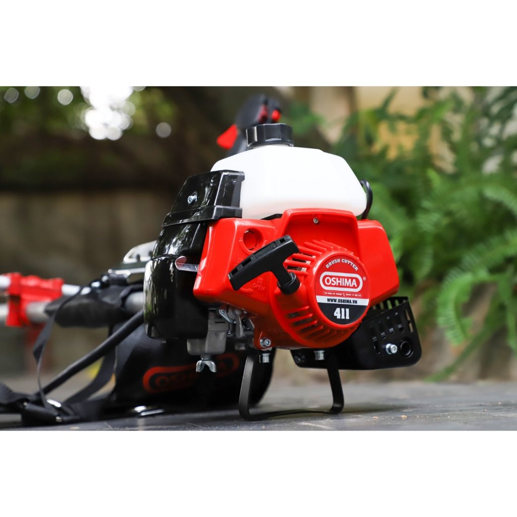 Máy cắt cỏ Oshima 411 Tiết Kiệm 15% Nhiên Liệu, Cần Xoay, 2 Thì, 1.45KW, 40.2cc, Bảo Hành 12 tháng