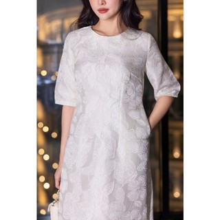 SWANLAKE | Váy Đầm Midi Nữ Phom A Vải Gấm Tafta Hoa Cổ Tròn Tay Lỡ Có Túi Công Sở Đi Tiệc D13377