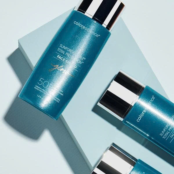 Kem chống nắng căng bóng Colorescience Total Protection Face Shield SPF50 (glow)