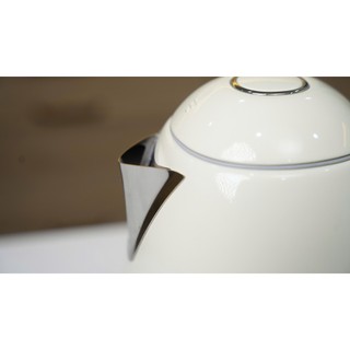 Ấm Siêu Tốc Smeg KLF04 Dung Tích 1.7L, phong cách Retro cổ điển Cao Cấp Thời Thượng GermanySnT HCM