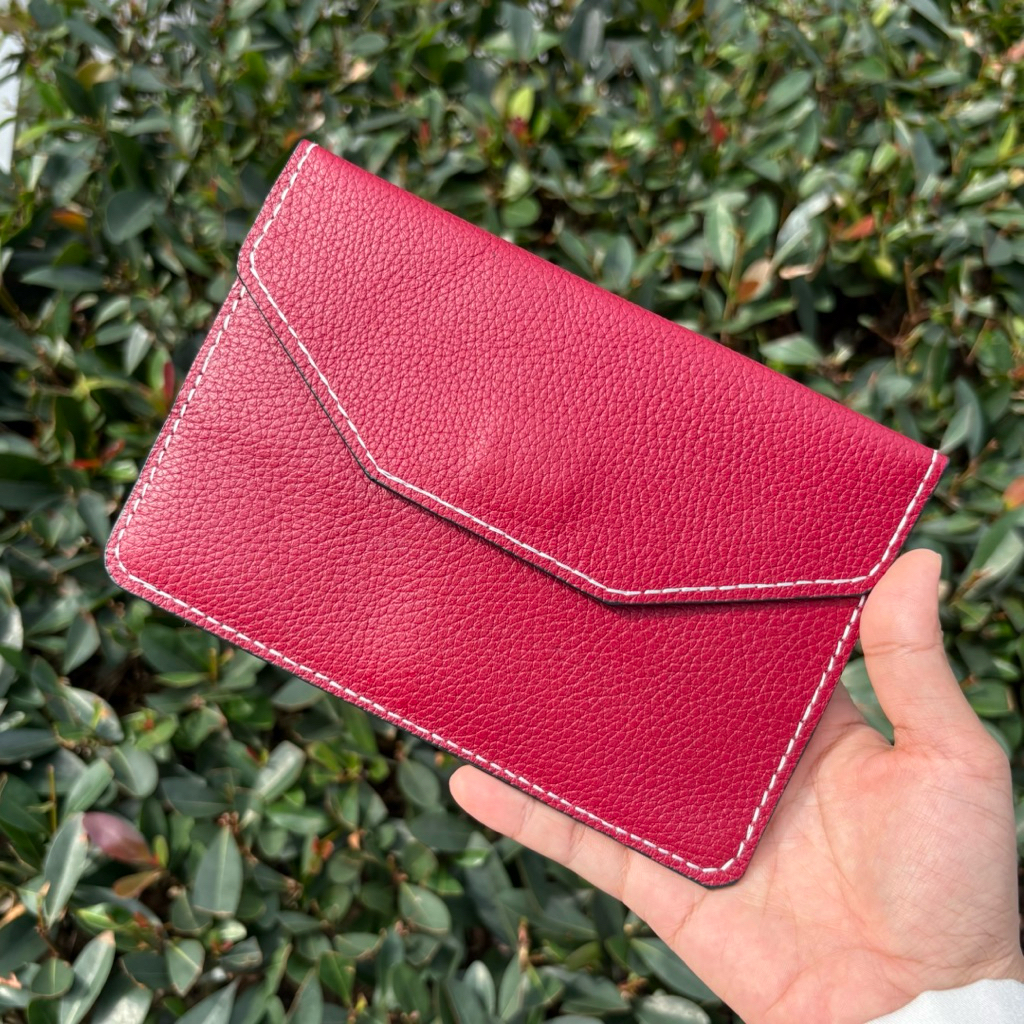 (Da Bò Togo) Ví Đựng Giấy Tờ Đăng Kiểm Xe Ô Tô Mẫu 02 Màu Đỏ - VDK-DB02-RED