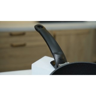 Set 2 Chảo Rán Chống Dính Fissler Adamant Comfort Kích Thước 24cm - 28cm  Cao Cấp GermanySnT HCM 80018