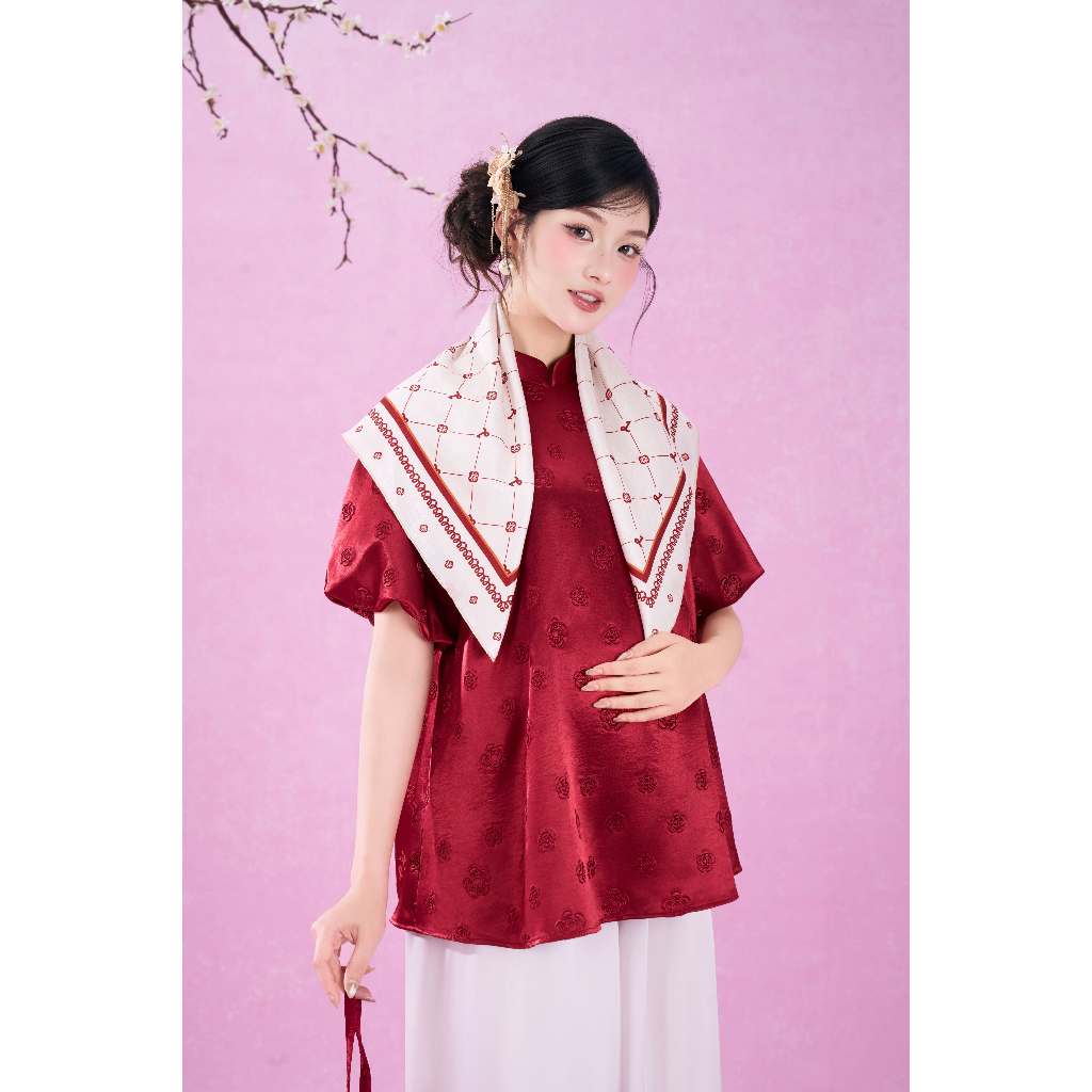 [Kèm quần lụa + khăn lụa] Set cách tân lụa Thanh Mai, chất liệu lụa dập nổi phối tay bồng BST Phong Hoa 2026 BY L'AMME