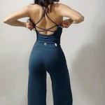 Set đồ tập gym yoga nữ Flora aeyo - bộ đồ thể thao tập gym yoga pilates quần ống suông, áo cổ yếm dây lưng chéo — ảnh 8