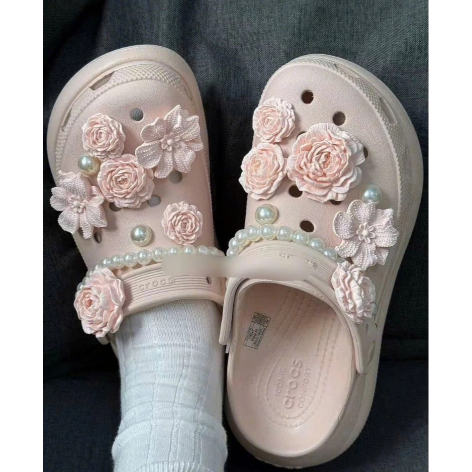 Set 8 Charm Hoa Hồng Bouquet Crush Clog Jibbitz Sticker Vip Gắn Dép Sục Chất Liệu Cao Su Siêu Đẹp