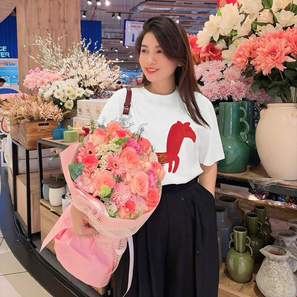 Áo Thun Mirage Ngựa Thêu Local Brand Chất 100% Cotton Mềm Mịn Thoáng Mát.