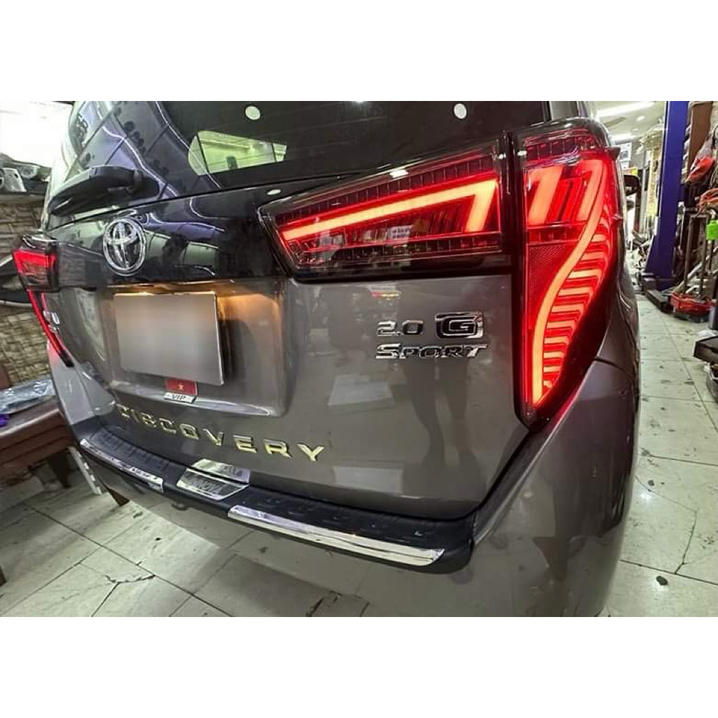 Đèn Hậu Toyota Innova 2017-2022 Mẫu Vảy Rồng , Cắm Zắc 100% ,Tự Tháo Lắp Được Tại Nhà
