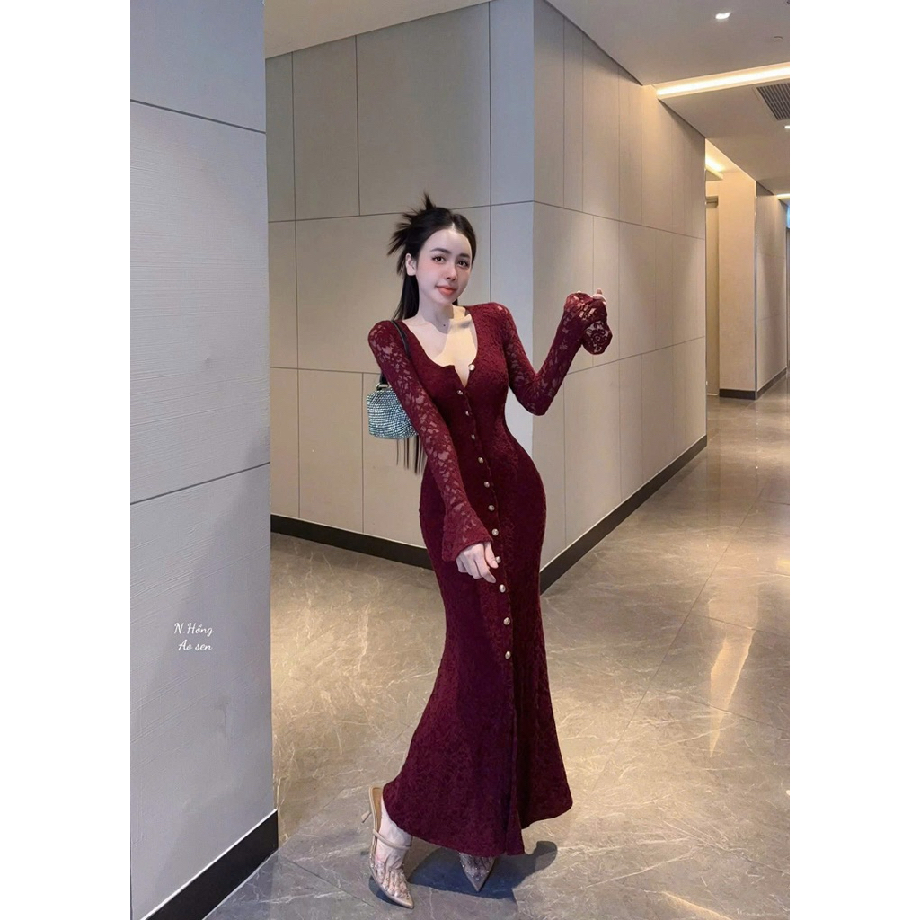 Váy body ren dài tay đính khuy xinh xỉu