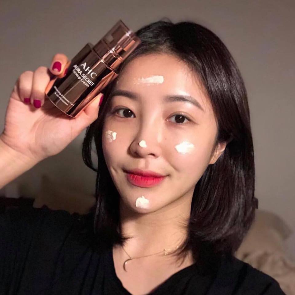 Kem Dưỡng Trắng Nâng Tông Da AHC Aura Secret 50ml, Giúp Da Luôn Căng Bóng Mịn Màng Và Xoá Mờ Các Nếp Nhăn