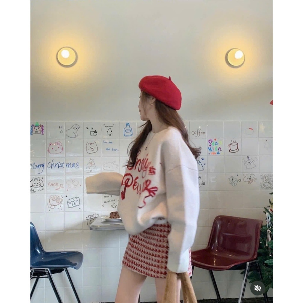 Set đồ nữ Áo sweater nỉ chữ đỏ Perry Chân váy dạ ngắn kẻ đỏ mặc đi chơi Giáng Sinh Noel dài tay form rộng T806G