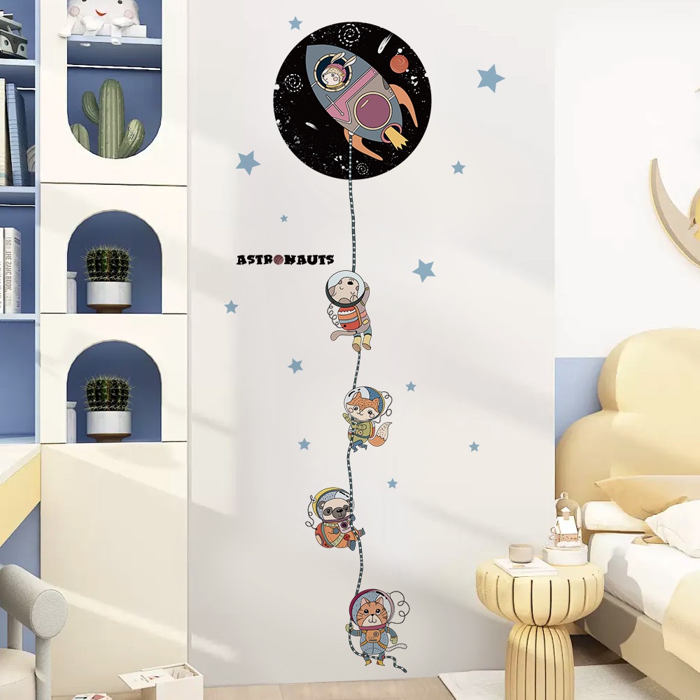 Decal Dán Tường Động Vật Phi Hành Gia Dễ Thương Có Keo Sẵn 80x187cm - Trang Trí Phòng Cho Bé