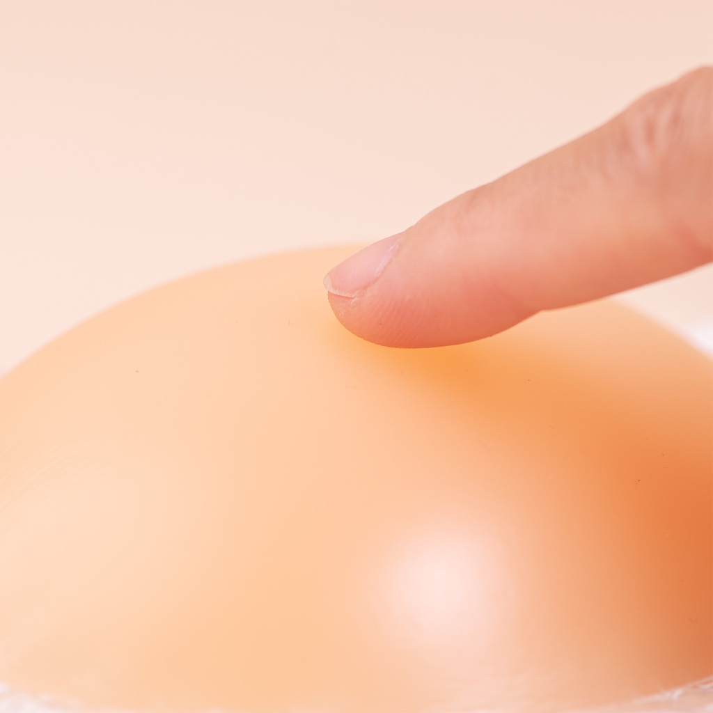 Bra Silicone Trái Tim Nâng Ngực Adore Tàng Hình Có Keo Dán An Toàn Không Thấm Nước - Adore Global