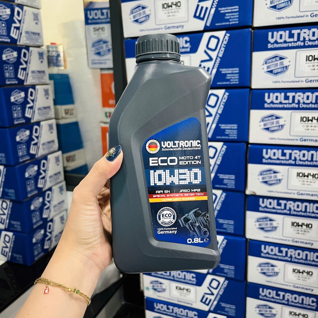 Dầu Nhớt Xe Máy Voltronic ECO Moto -Tặng Kèm 1 Súc Động Cơ,1 Phụ Gia Nhớt Mới Xado Very Turbo