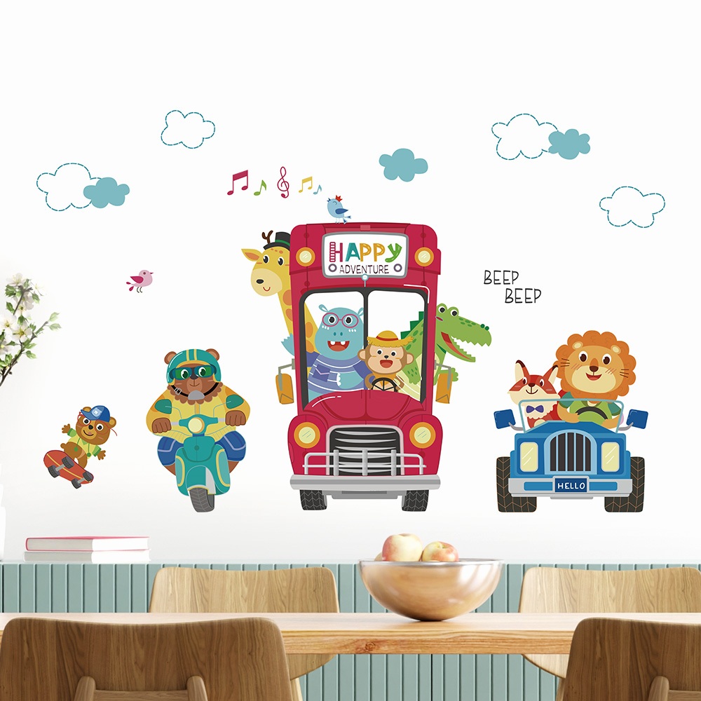 Decal Dán Tường Xe Bus Các Con Thú Hoạt Hình Có Keo Sẵn 125x80cm - Trang Trí Phòng Ngủ Bé