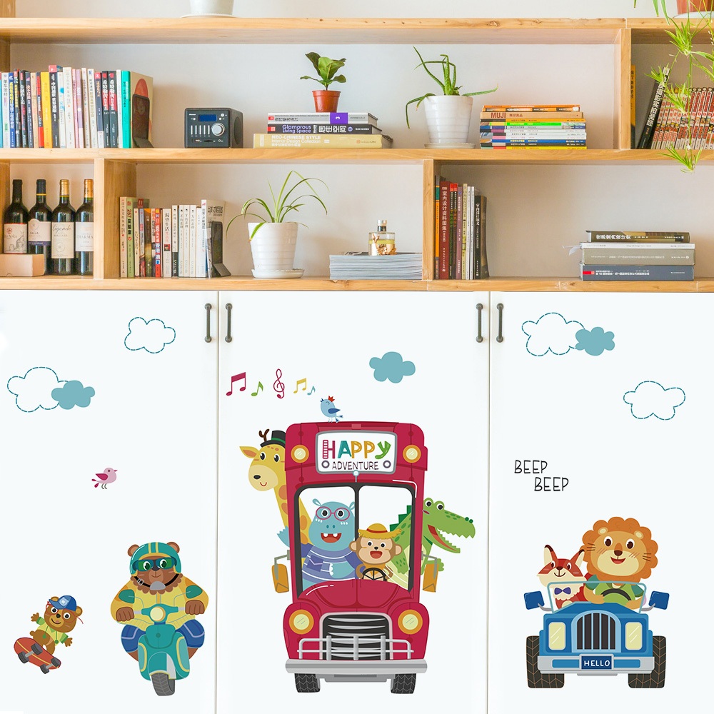 Decal Dán Tường Xe Bus Các Con Thú Hoạt Hình Có Keo Sẵn 125x80cm - Trang Trí Phòng Ngủ Bé