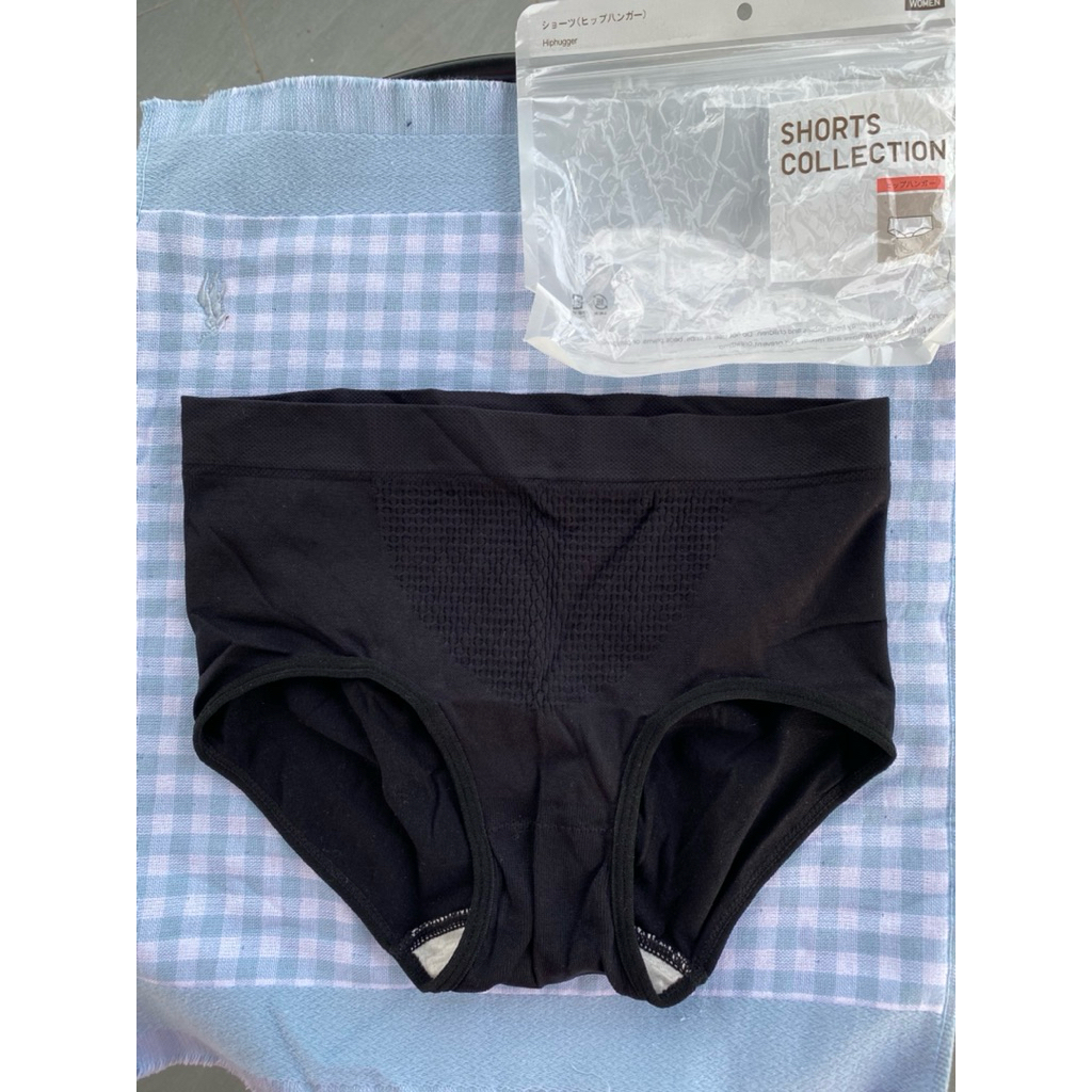 Quần lót màu đen hàng xuất dư 1 size duy nhất
