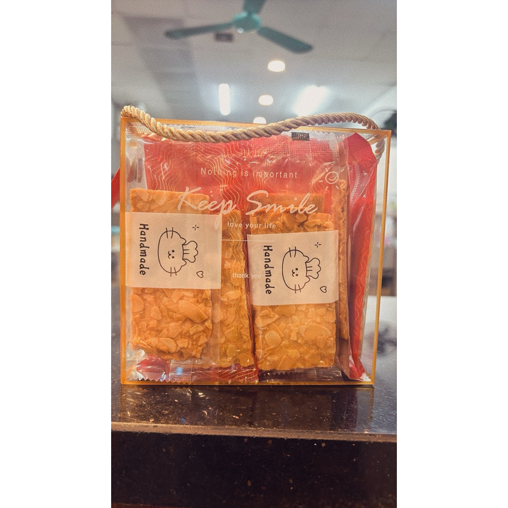 BÁNH NGÓI HẠNH NHÂN GIÒN BƠ 300g Siêu hạt – CHIA BAKERY & COFFEE ✨
