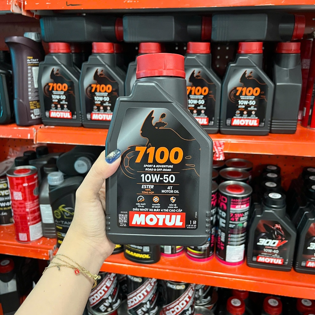 Nhớt Motul 7100 10W50 Tổng Hợp Cao Cấp Dành Cho Xe Số, Xe Tay Côn, Moto PKL