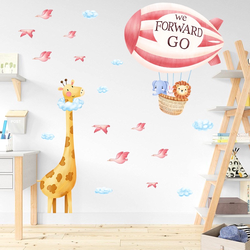 Decal Dán Tường Khinh Khí Cầu Động Vật Dễ Thương Có Keo Sẵn 157x128cm - Trang Trí Góc Học Tập